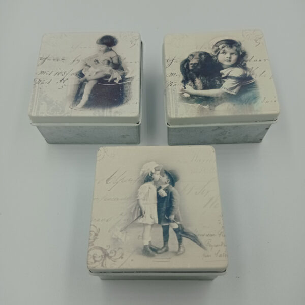 63430 - Κουτάκι μεταλλικό vintage